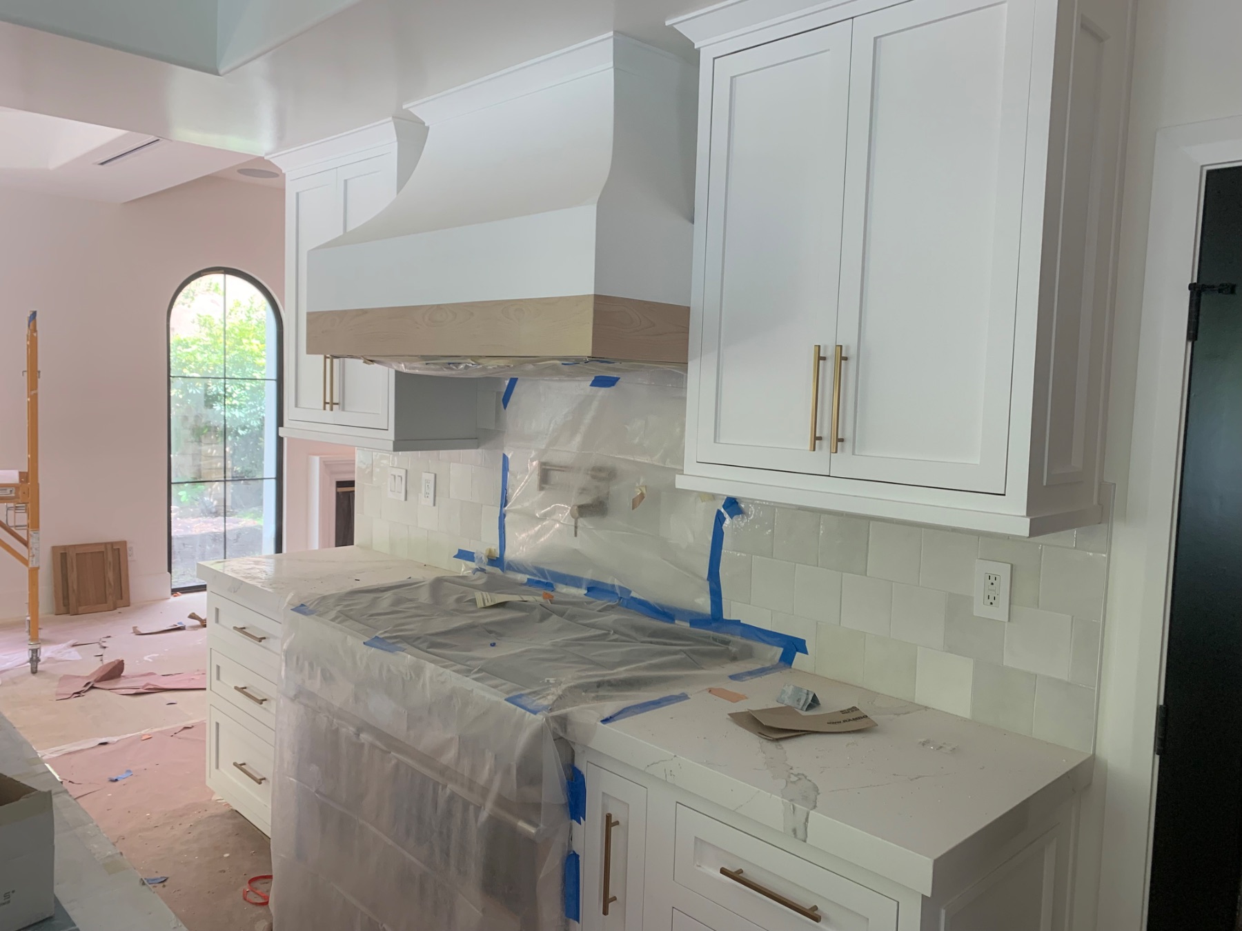 High end kitchen remodel in Woodland Hills